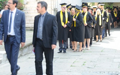 Robe Festivitati Absolvire in Alba Iulia | Vanzari Robe Festivitatii Absolvire in Alba Iulia